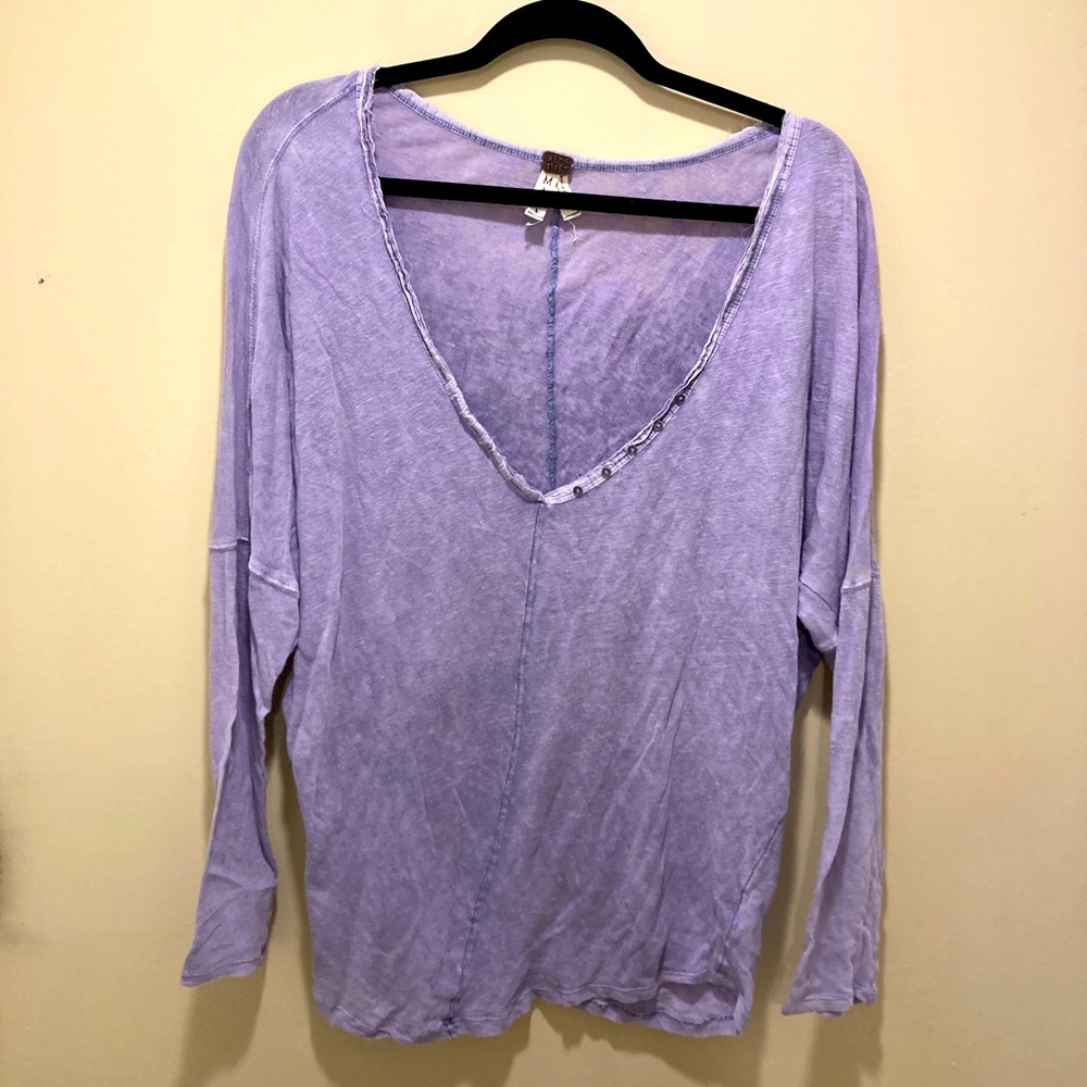 We the Free long sleeve shirt size M